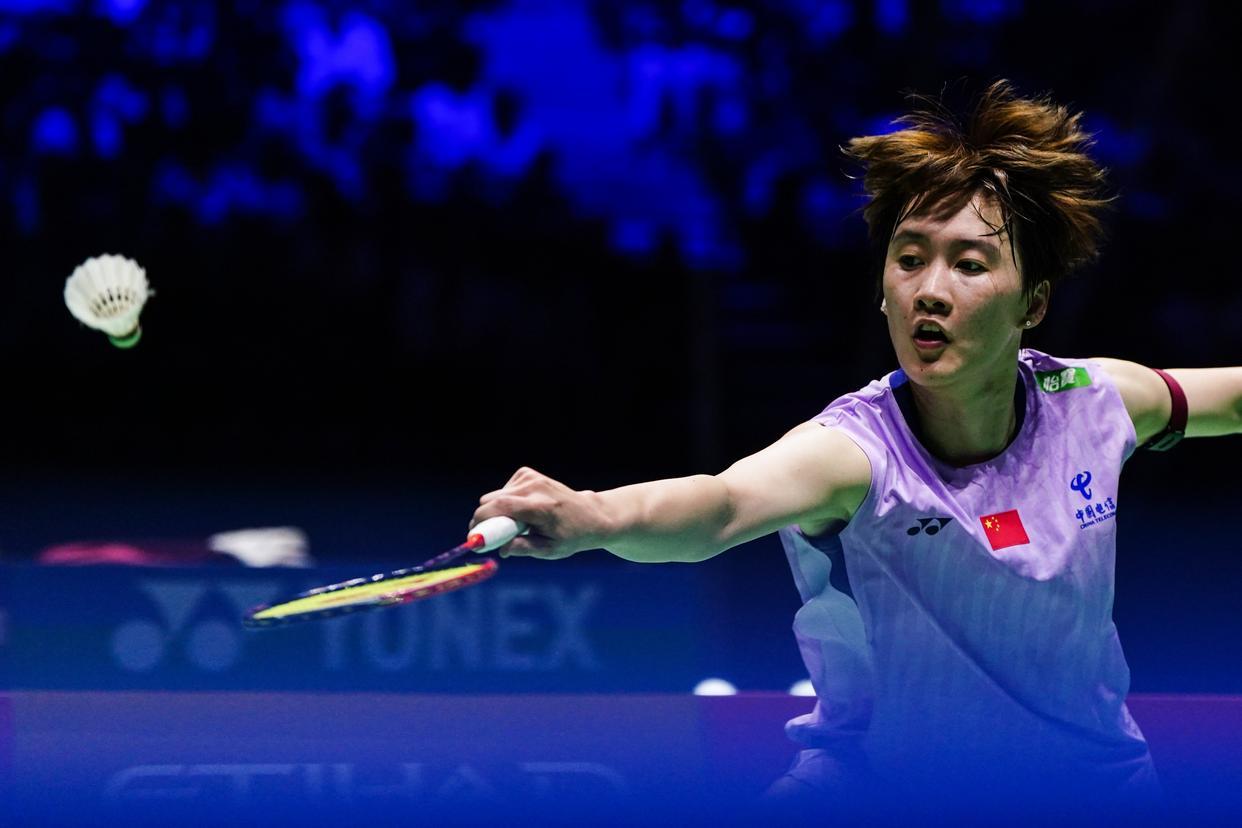 南宫28- 胶东雷霆队鏖战南城金雕队，羽毛球季后赛读秒绝平，转换速度占优。保级形势悄然变化