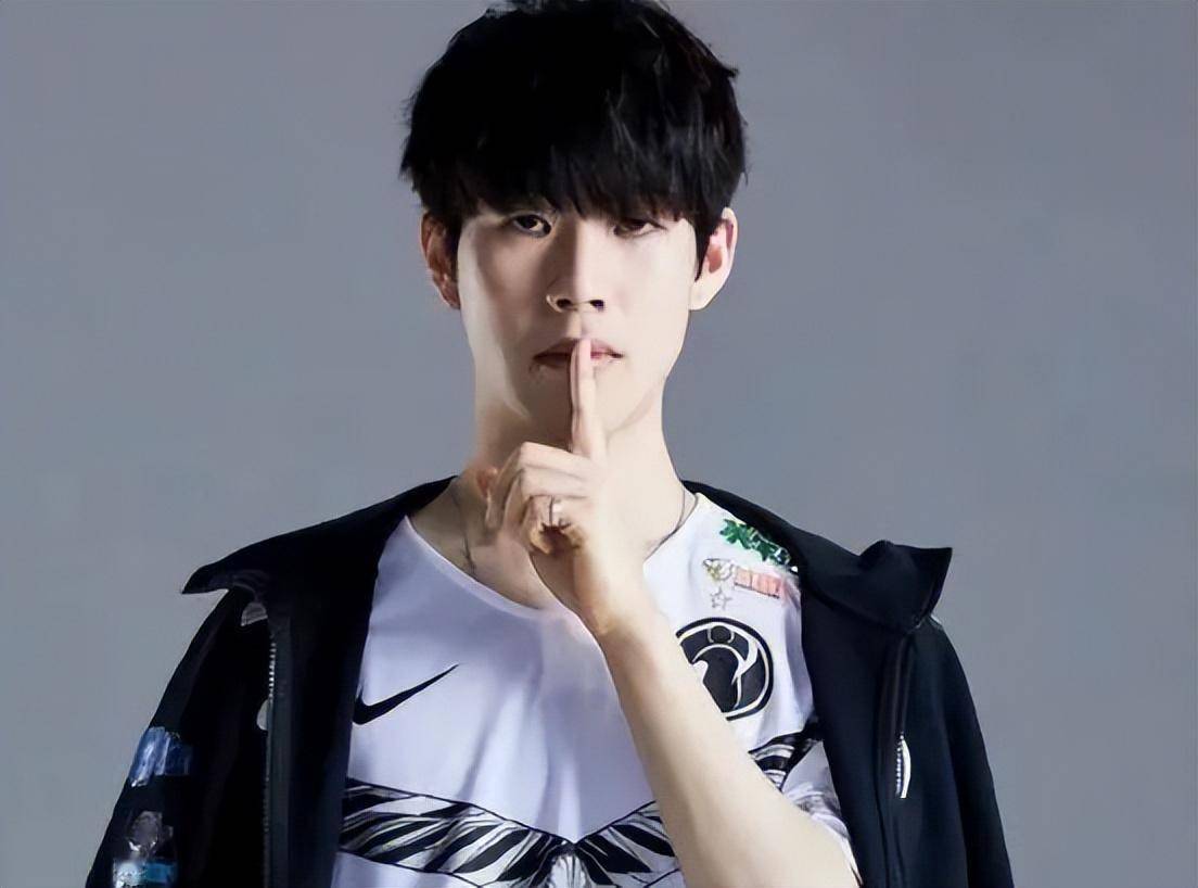 南宫娱乐- 新星战队流星战士完整版 